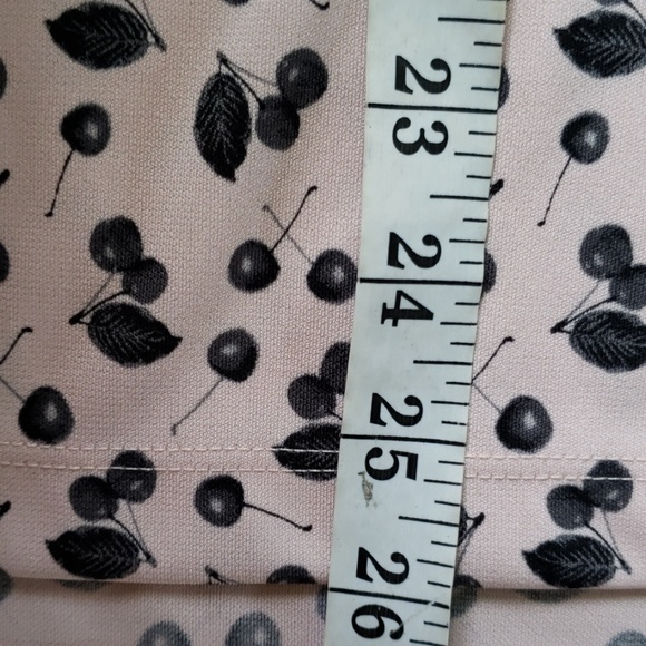 2/$10 Worthington top size medium - Picture 4 of 6